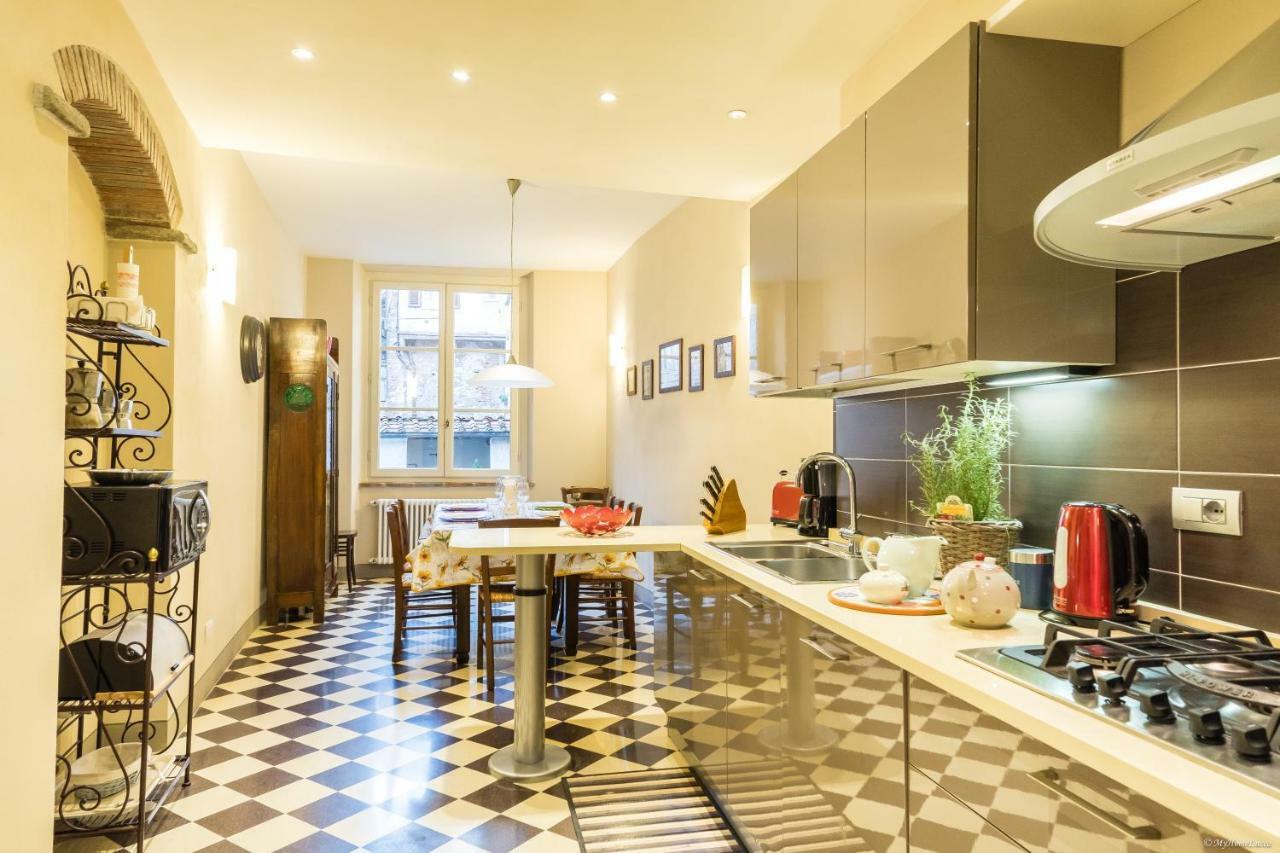 La Delizia Central Apartment Лукка Экстерьер фото